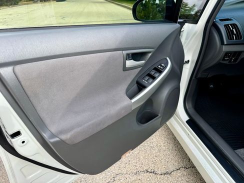 Used 2010 Toyota Prius Five image 14