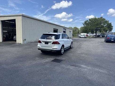 Used 2018 Mercedes-Benz GLE 350 4MATIC image 5