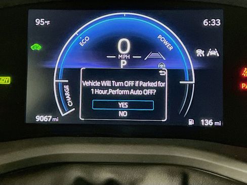 Used 2025 Toyota Camry SE w/ Convenience Package FWD image 22