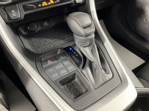 Used 2024 Toyota RAV4 LE image 24