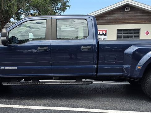 Used 2017 Ford F450 XL w/ Power Equipment Group AWD/4WD image 3