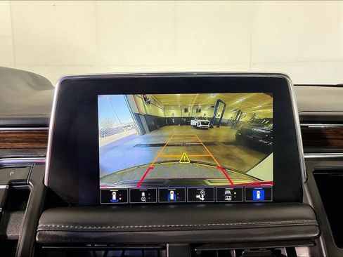 Used 2024 Chevrolet Tahoe High Country image 31