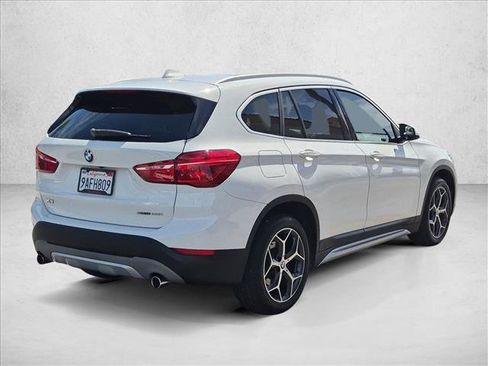 Used 2018 BMW X1 sDrive28i w/ Convenience Package FWD image 5