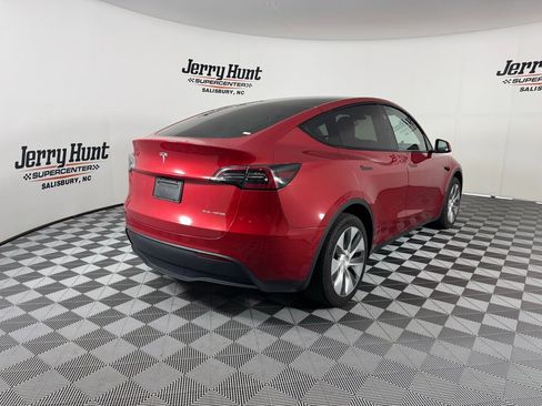 Used 2023 Tesla Model Y Long Range image 8