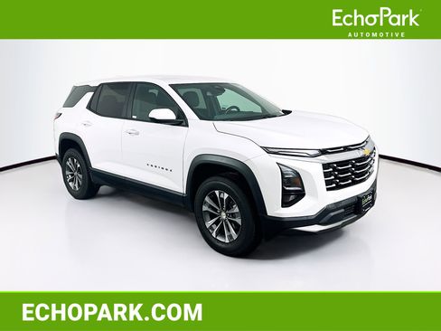 Used 2025 Chevrolet Equinox LT image 1