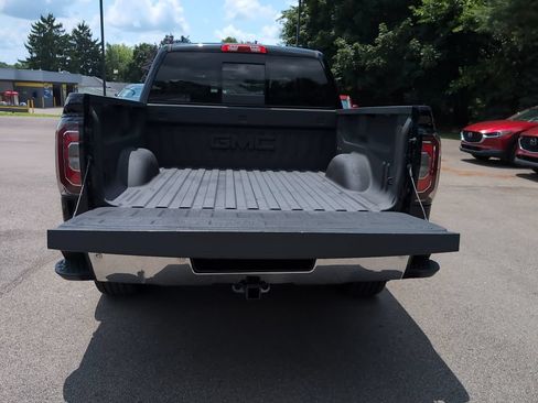 Used 2018 GMC Sierra 1500 SLT AWD/4WD image 12