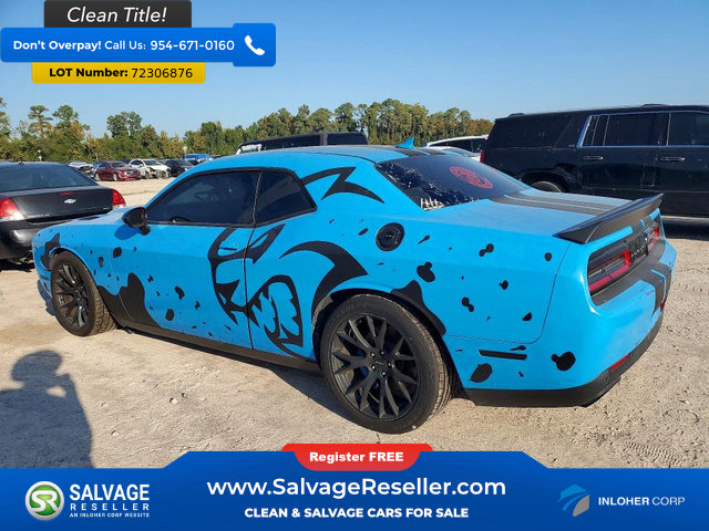 Used 2016 Dodge Challenger SRT Hellcat RWD image 3