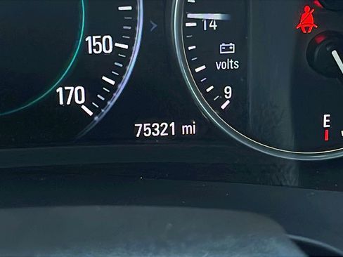 Used 2017 Buick LaCrosse Essence w/ Sun and Shade Package FWD image 14