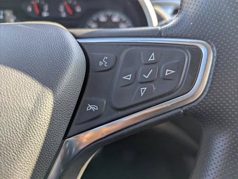 Used 2025 Chevrolet Malibu LT FWD image 14