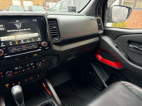Used 2023 Nissan Frontier PRO-4X w/ Pro-4X Premium Package image 24