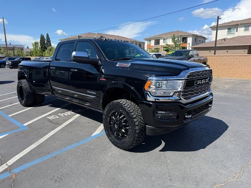 Used 2021 RAM 3500 Limited image 1