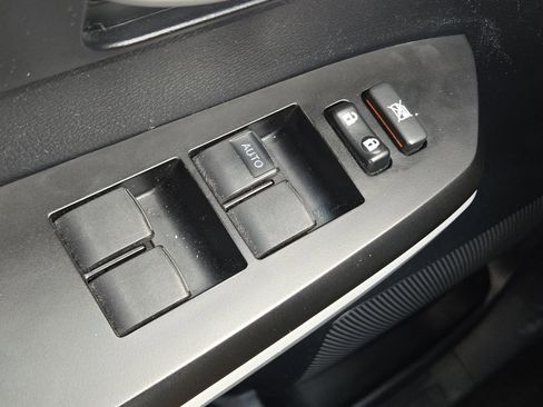 Used 2019 Toyota Tundra SR5 image 30