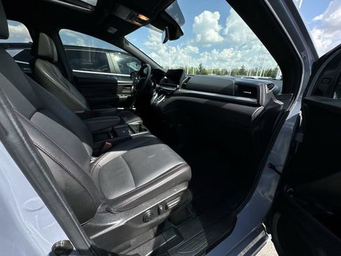Used 2025 Honda Odyssey Sport-L image 30