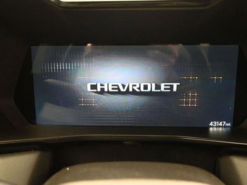 Used 2024 Chevrolet Colorado LT w/ LT Convenience Package II image 25