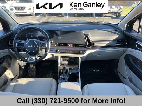 Certified 2025 Kia Sportage EX w/ Premium Package image 44