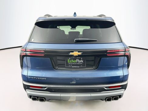 Used 2026 Chevrolet Traverse LT FWD image 7