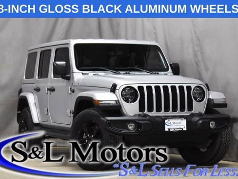 Used 2022 Jeep Wrangler Unlimited Sahara image 1