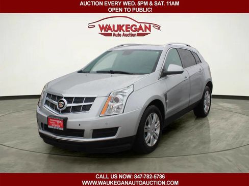 Used 2011 Cadillac SRX Luxury image 1