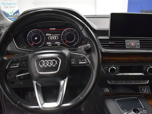 Used 2018 Audi Q5 2.0T Premium Plus w/ Premium Plus Package image 9