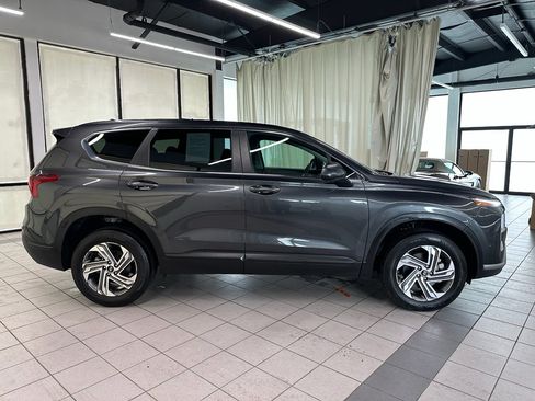 Used 2023 Hyundai Santa Fe SE AWD/4WD image 3