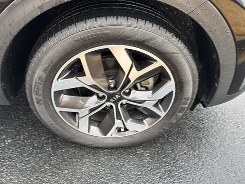 Used 2021 Kia Sportage EX image 35