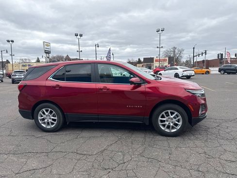 Used 2024 Chevrolet Equinox LT AWD/4WD image 6