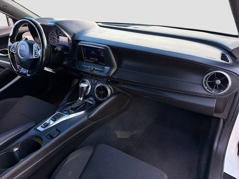 Used 2022 Chevrolet Camaro LT RWD image 26