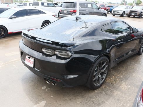 Used 2020 Chevrolet Camaro SS image 11