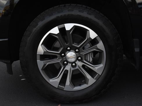 Used 2024 Chevrolet Silverado 1500 High Country w/ Technology Package image 29