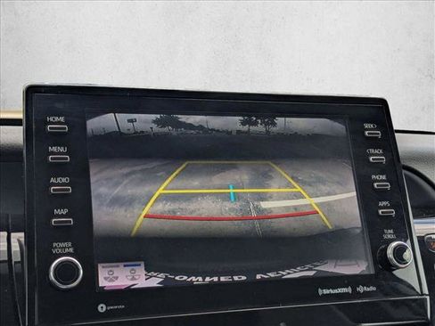 Used 2023 Toyota Camry XLE image 12