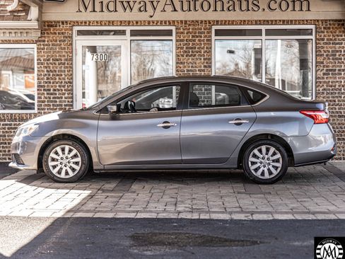 Used 2019 Nissan Sentra S image 7