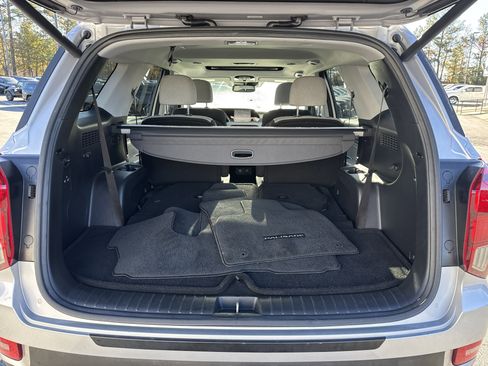 Used 2021 Hyundai Palisade SEL w/ Convenience Package image 24