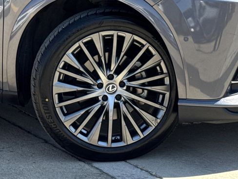 Used 2023 Lexus RX 350 w/ Luxury Package image 3