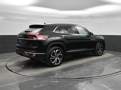Used 2021 Volkswagen Atlas Cross Sport SEL Premium AWD/4WD image 7