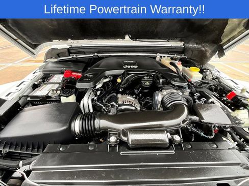 Used 2019 Jeep Wrangler Unlimited Rubicon image 12