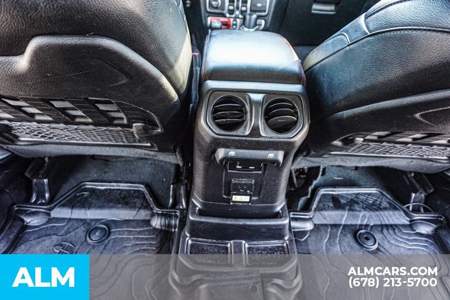 Used 2021 Jeep Wrangler Unlimited Rubicon w/ Dual Top Group AWD/4WD image 31