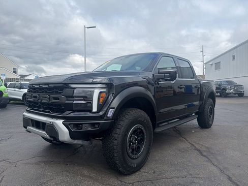 Used 2025 Ford F150 Raptor AWD/4WD image 8