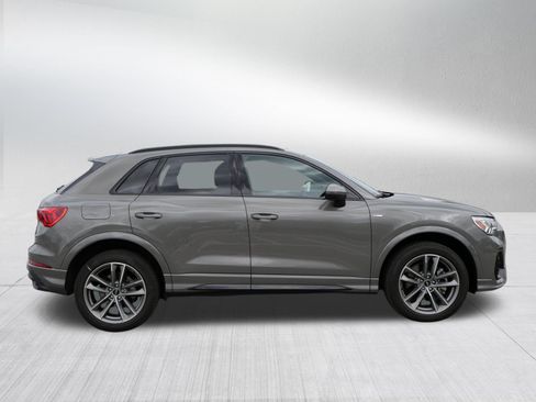 Certified 2025 Audi Q3 2.0T Premium w/ Convenience Package AWD/4WD image 8