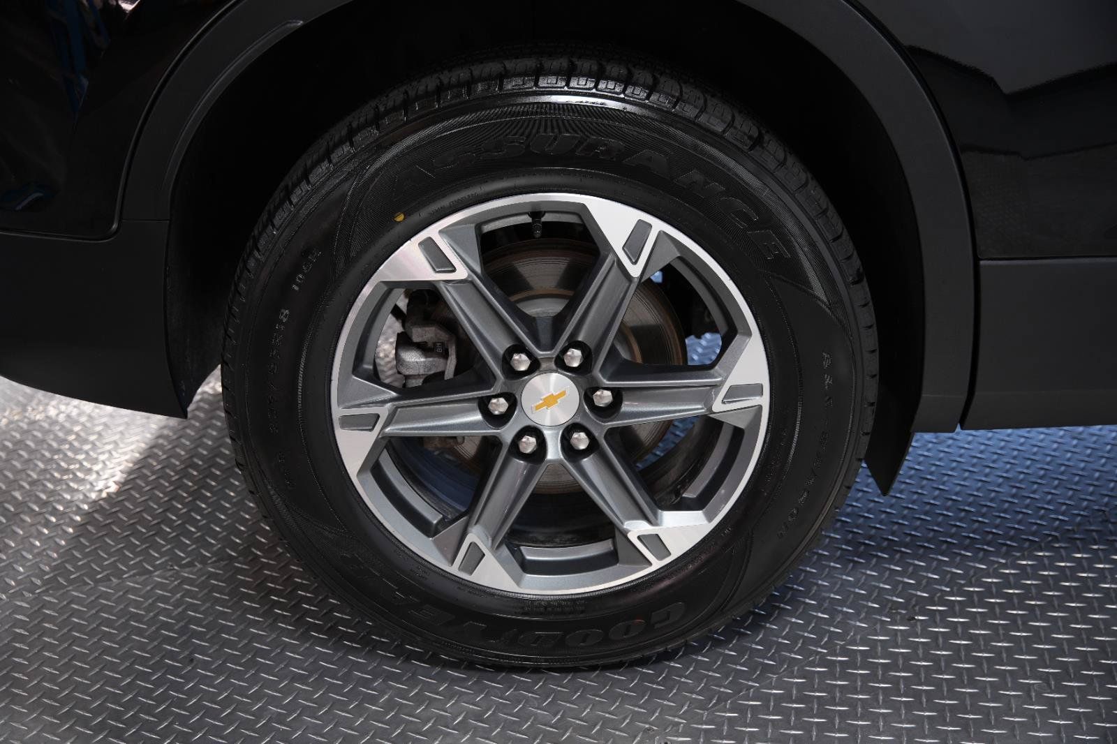 Used 2025 Chevrolet Blazer LT AWD/4WD image 26
