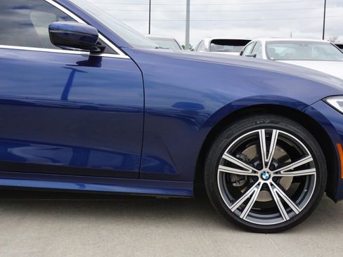 Used 2020 BMW 330i Sedan w/ Driving Assistance Package image 9