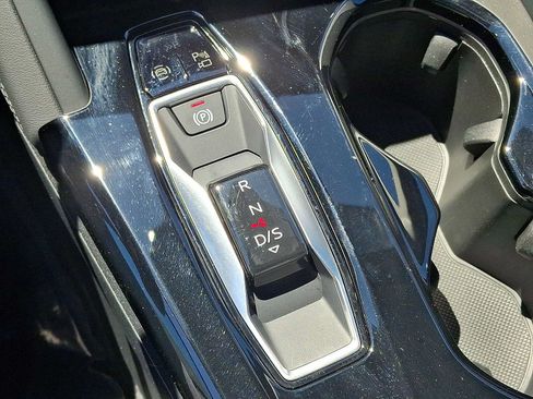 Certified 2025 Audi Q5 Premium w/ Premium Plus AWD/4WD image 17