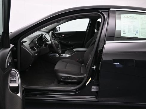 Used 2024 Chevrolet Malibu LT FWD image 20