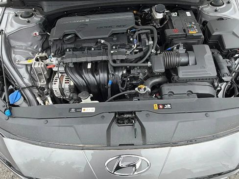 Used 2023 Hyundai Elantra SEL FWD image 24