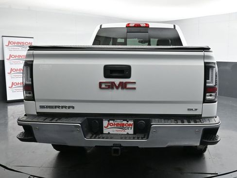 Used 2015 GMC Sierra 1500 SLT w/ SLT Crew Cab Value Package image 8