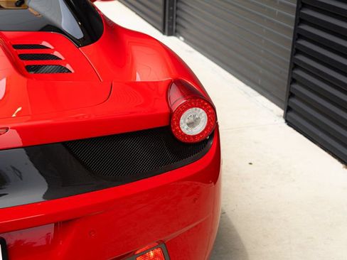 Used 2015 Ferrari 458 Spider RWD image 23