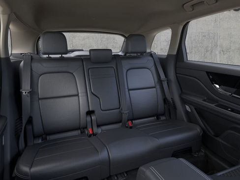 New 2026 Lincoln Corsair Premiere image 11