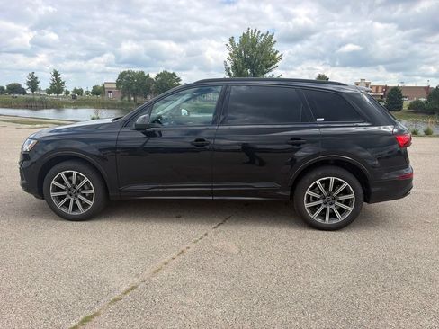 Used 2023 Audi Q7 2.0T Premium Plus w/ Premium Plus Package AWD/4WD image 9