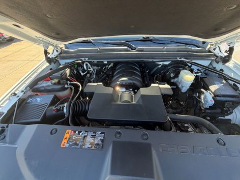 Used 2020 Chevrolet Suburban Premier image 42