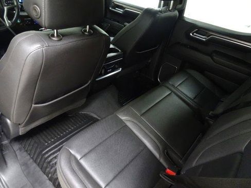 Used 2023 Chevrolet Silverado 1500 LTZ AWD/4WD image 46