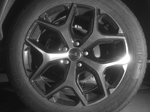 Used 2025 Jeep Compass Limited image 14